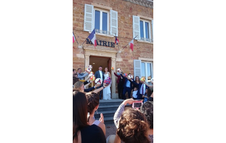 Tous nos voeux de bonheur aux jeunes mariés Pauline &amp; Manuel !